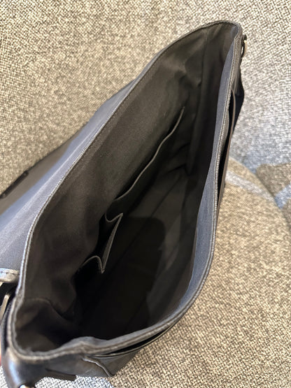 Louis Vuitton Damier Graphite Daniel Messenger Bag