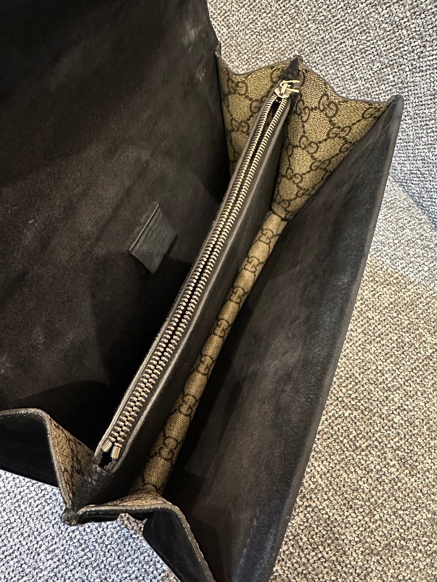 Gucci Dionysus Shoulder Bag