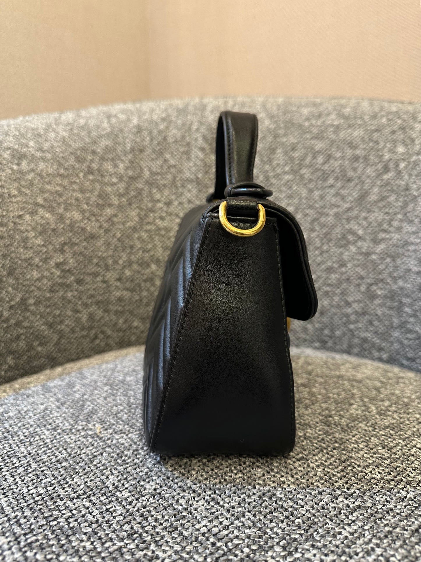 Gucci Marmont Mini Top Handle in Black Leather