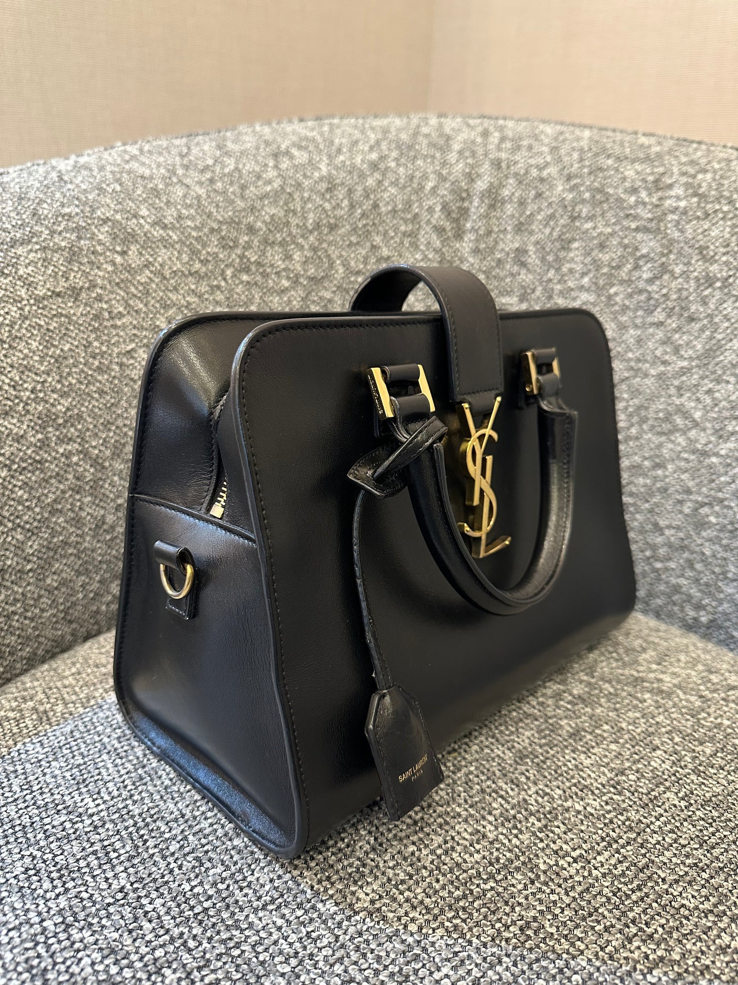 Yves Saint Laurent Baby Cabas in Black Leather