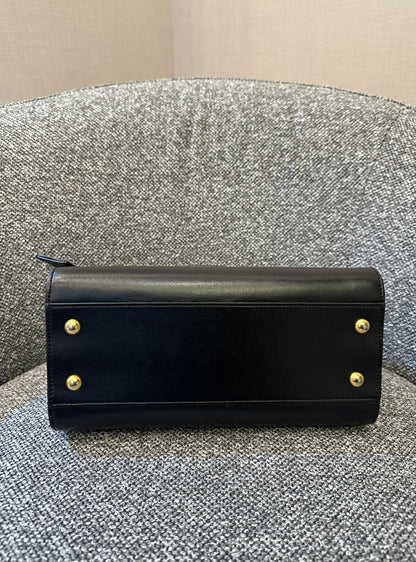 Yves Saint Laurent Baby Cabas in Black Leather