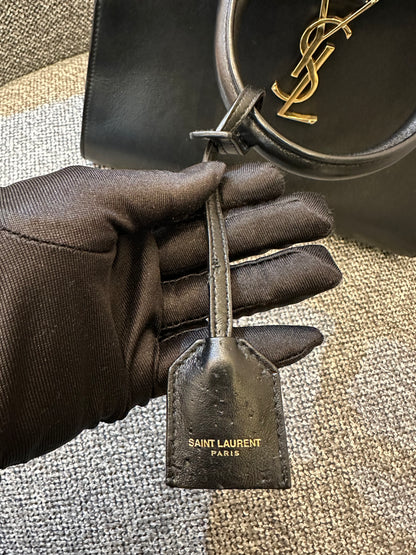 Yves Saint Laurent Baby Cabas in Black Leather