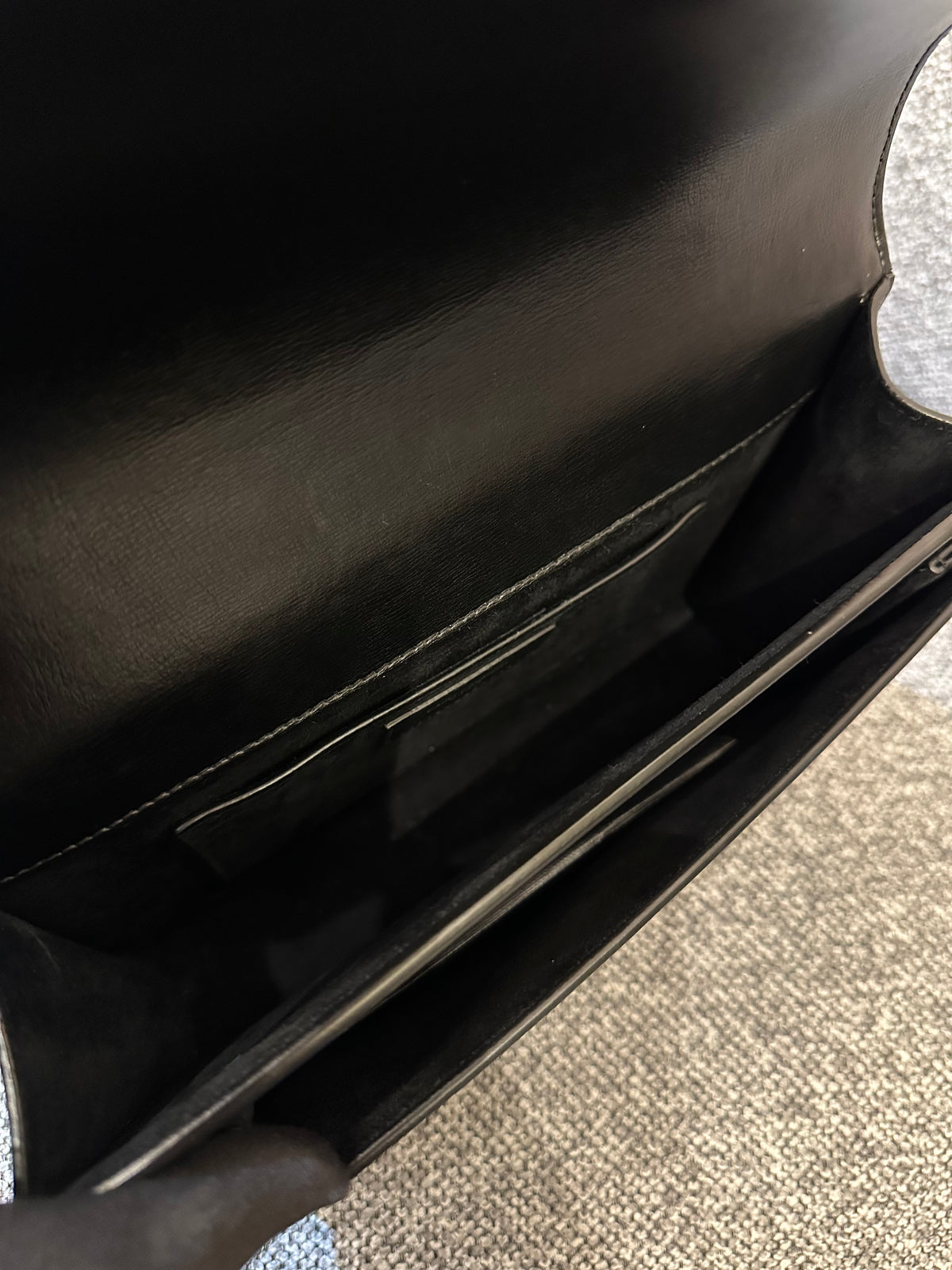 Yves Saint Laurent Sunset Shoulder Bag in Black Leather