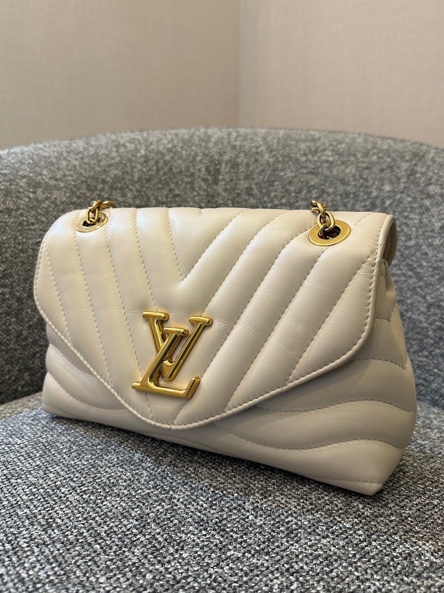 Louis Vuitton New Wave MM Chain Bag in Ivory Quilted Calfskin Leather