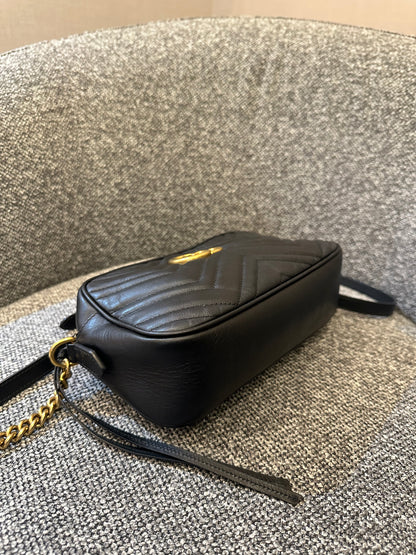 Gucci GG Marmont Camera Bag in Black Matelassé Leather