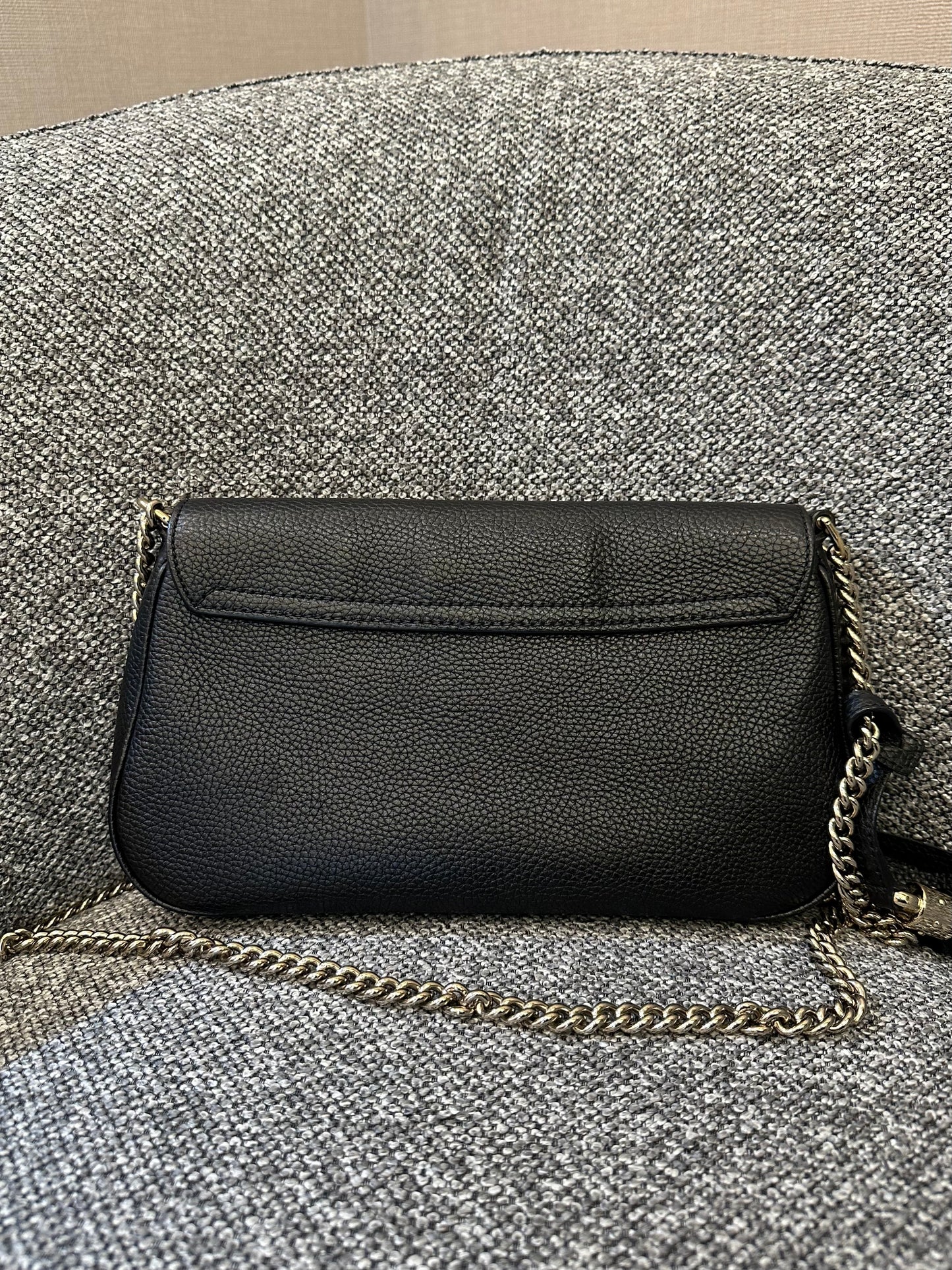 Gucci Soho Flap Crossbody Bag in Black Pebbled Leather
