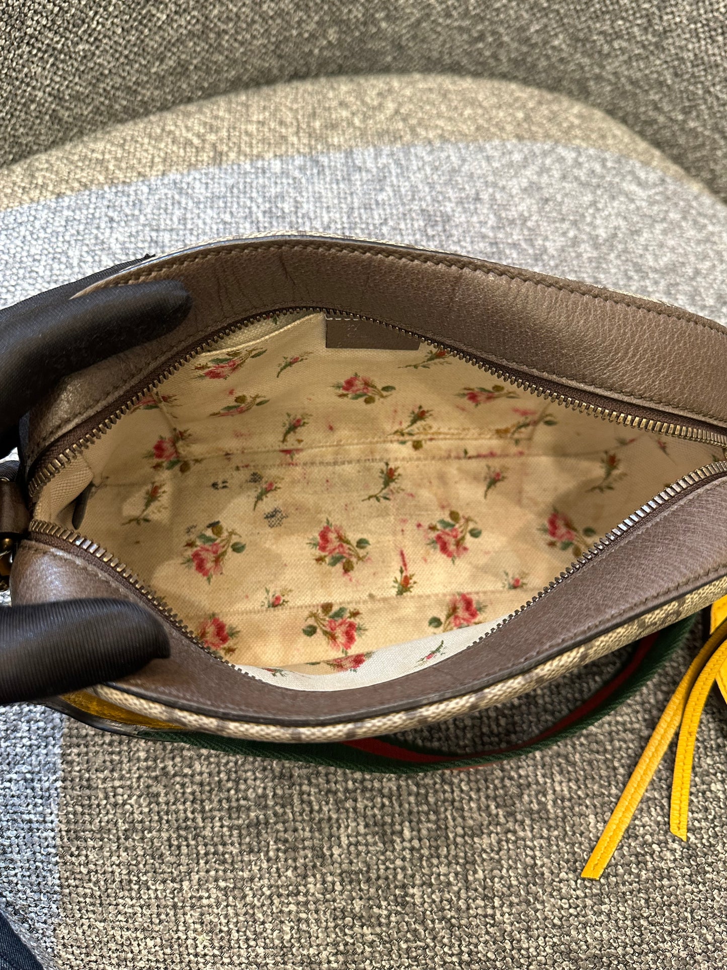 Gucci Neo Vintage GG Supreme Camera Bag