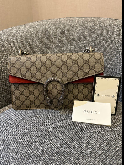 Gucci Dionysus Shoulder Bag in GG Supreme Canvas with Red Suede