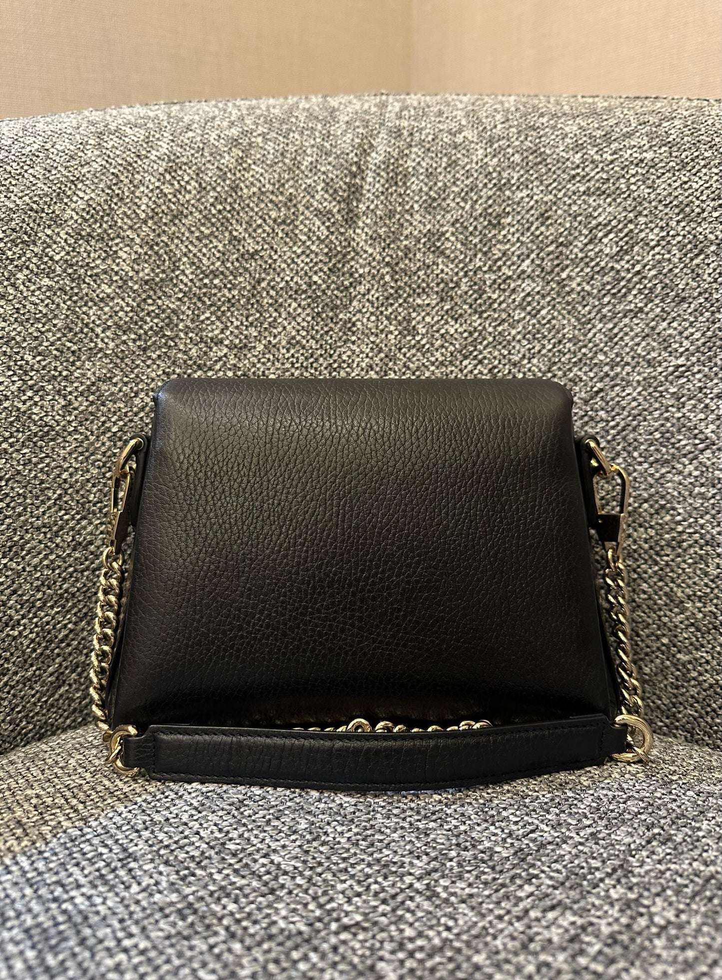 Gucci Interlocking G Shoulder Bag in Black Leather