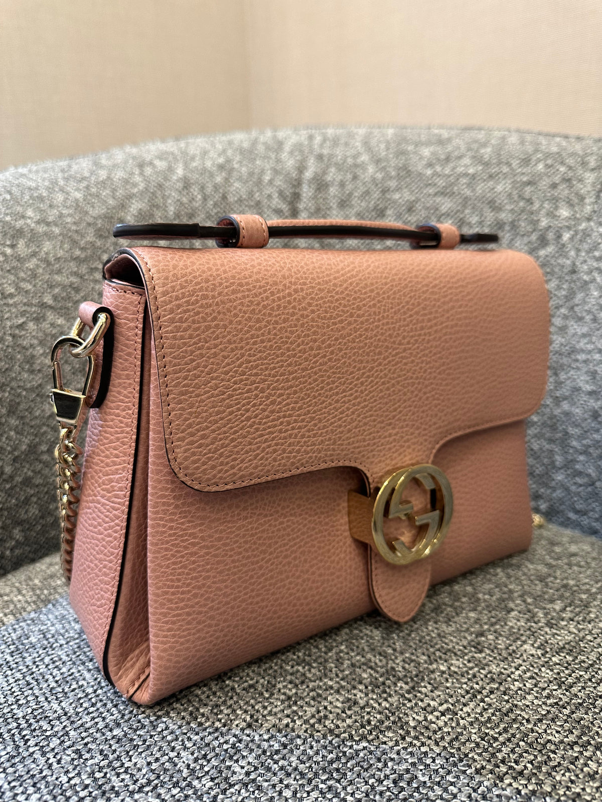 Gucci Interlocking G Top Handle Bag in Pink