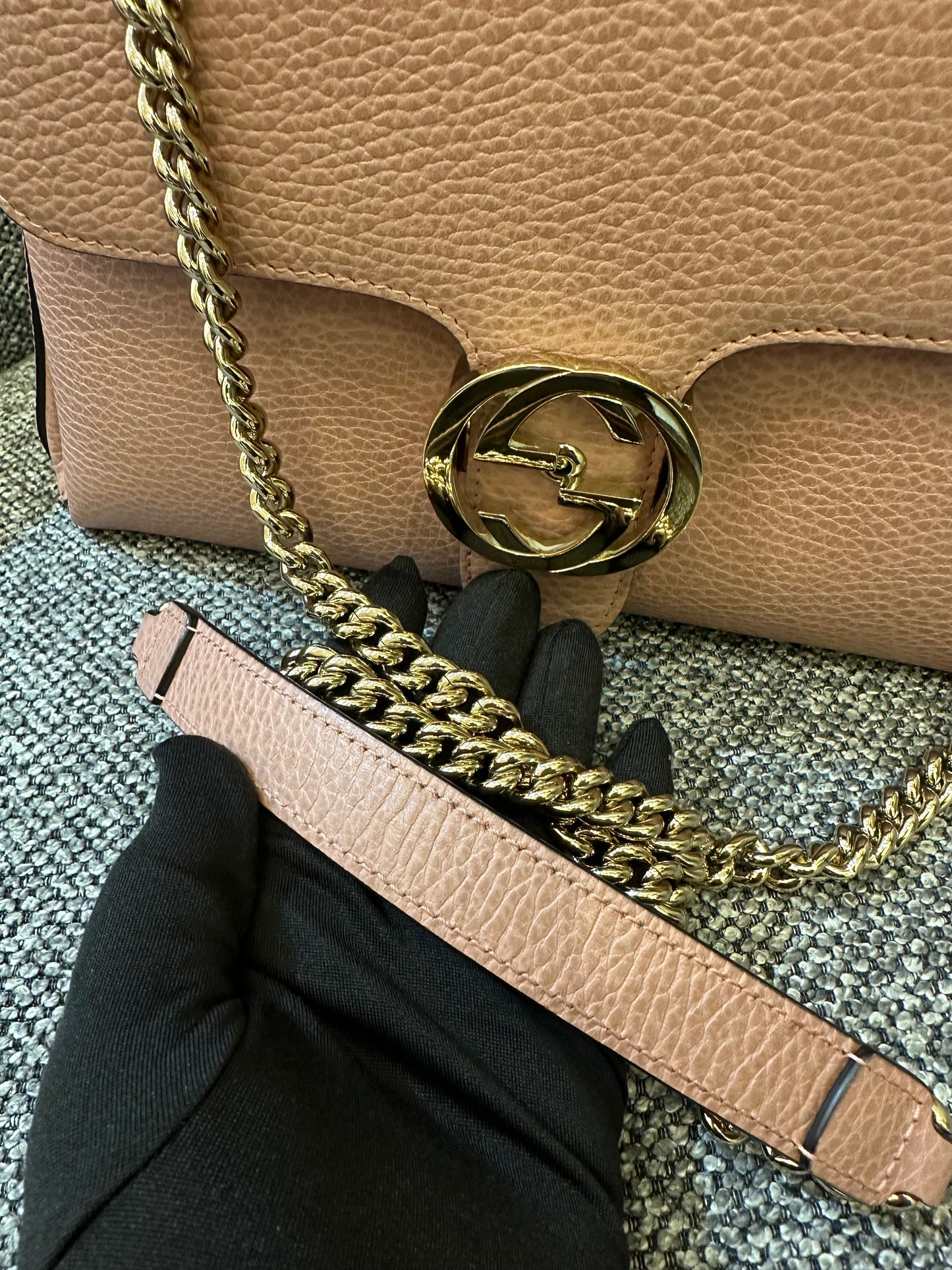 Gucci Interlocking G Top Handle Bag in Pink