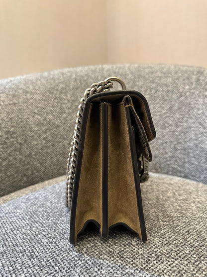 Gucci Dionysus GG Supreme Medium Shoulder Bag in Beige Canvas