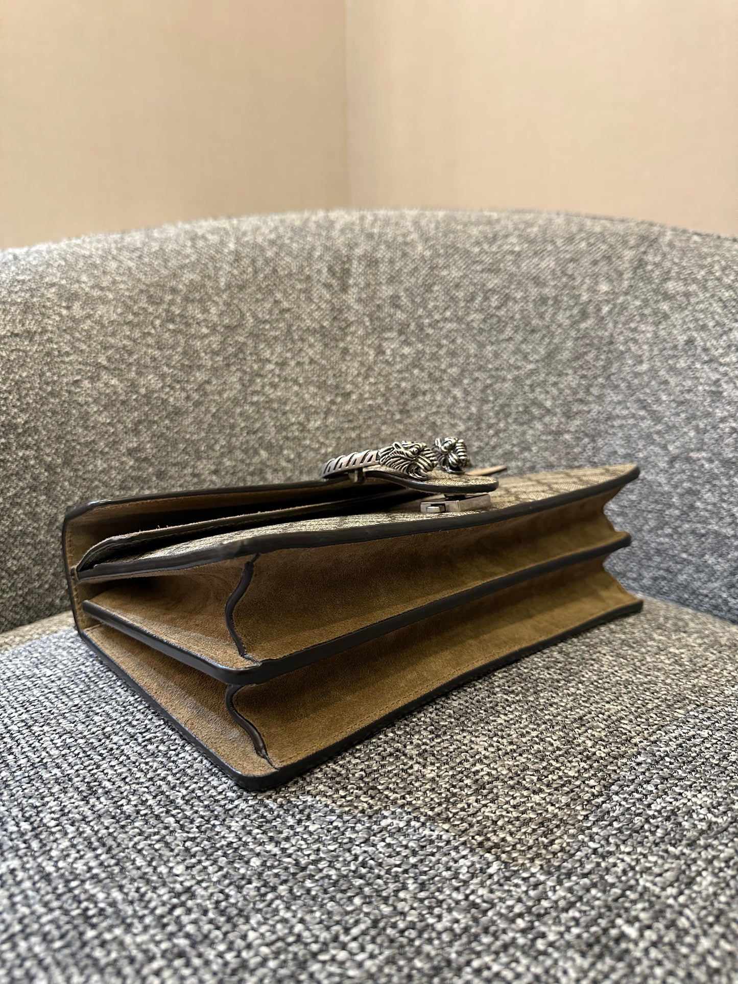 Gucci Dionysus GG Supreme Medium Shoulder Bag in Beige Canvas