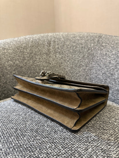 Gucci Dionysus GG Supreme Medium Shoulder Bag in Beige Canvas