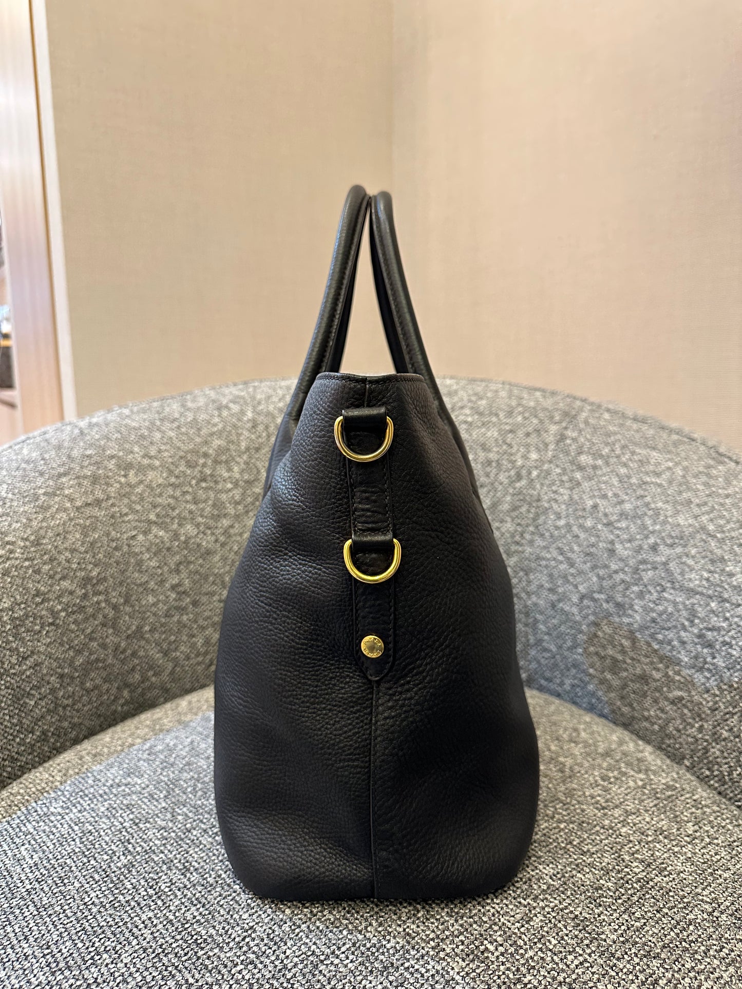Prada Vitello Daino Tote Bag in Black Leather
