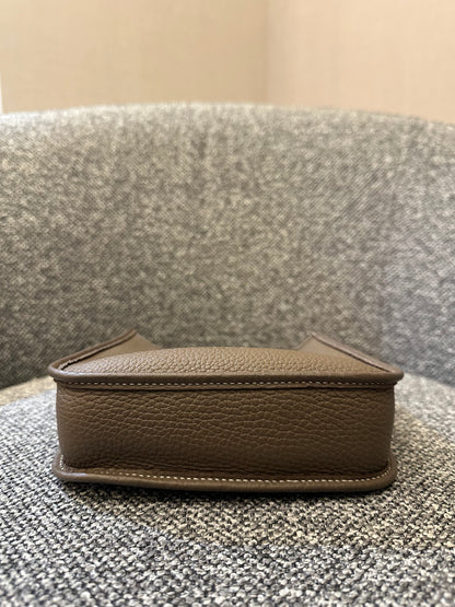 Hermes Evelyne TPM 16 Crossbody Bag Etoupe Leather