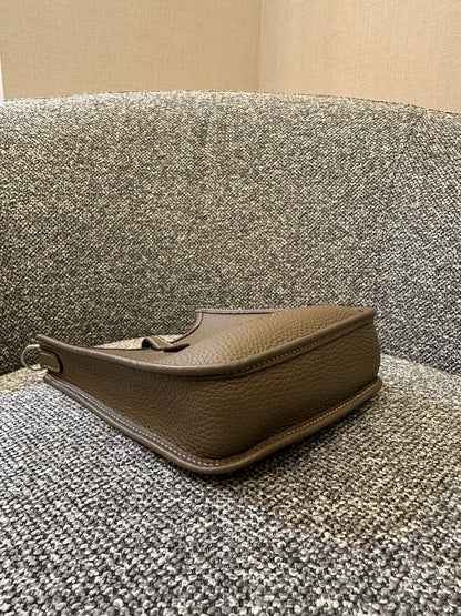 Hermes Evelyne TPM 16 Crossbody Bag Etoupe Leather