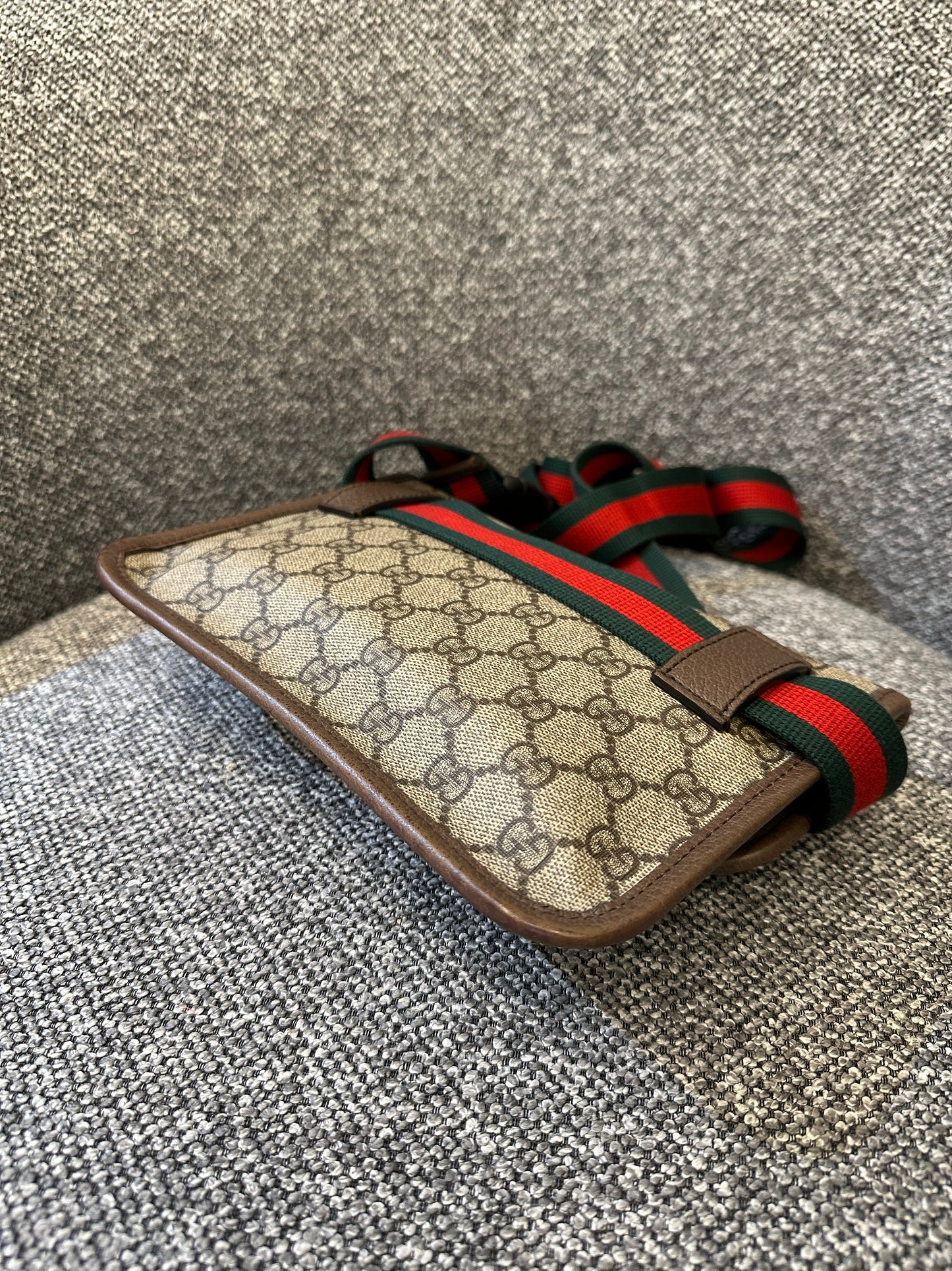 Gucci Neo Vintage GG Supreme Belt Bag