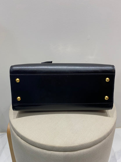 Yves Saint Laurent Baby Cabas in Black Leather