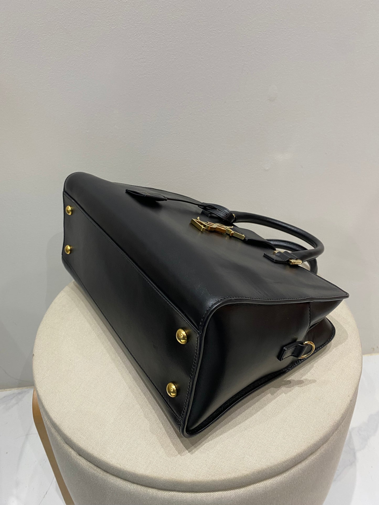 Yves Saint Laurent Baby Cabas in Black Leather