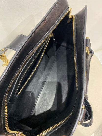 Yves Saint Laurent Baby Cabas in Black Leather