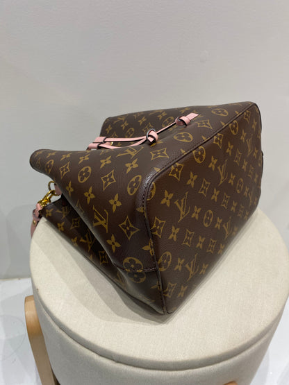 Louis Vuitton NeoNoe Bucket Bag in Monogram Canvas with Pink Coquelicots Leather Trim