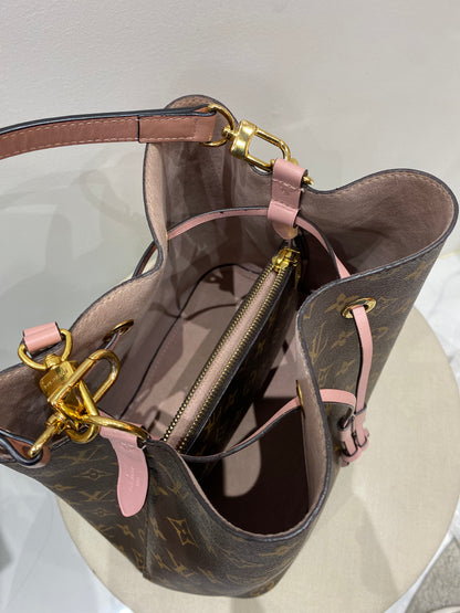 Louis Vuitton NeoNoe Bucket Bag in Monogram Canvas with Pink Coquelicots Leather Trim