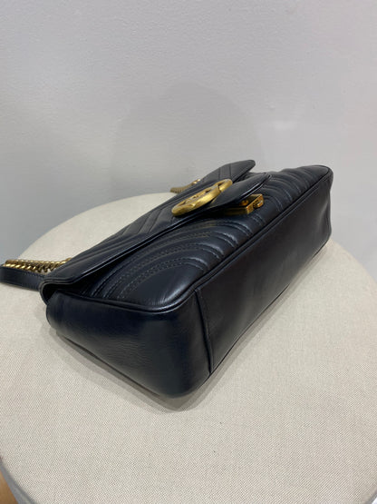 Gucci GG Marmont Flap Small Matelassé Shoulder Bag in Black