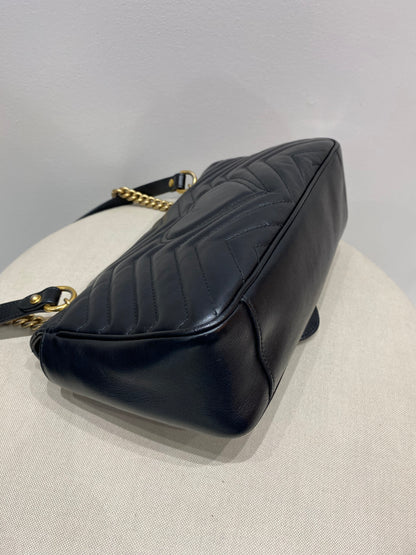 Gucci GG Marmont Flap Small Matelassé Shoulder Bag in Black