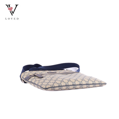 Gucci GG Supreme Canvas Messenger Bag