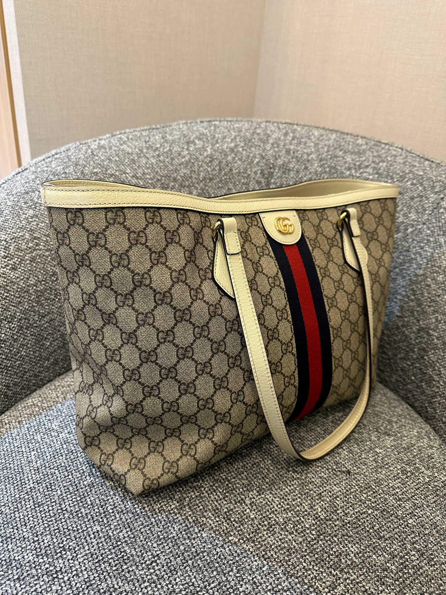 Gucci Ophidia GG Tote Bag in Beige and Ebony GG Supreme Canvas with Ivory Leather Trim