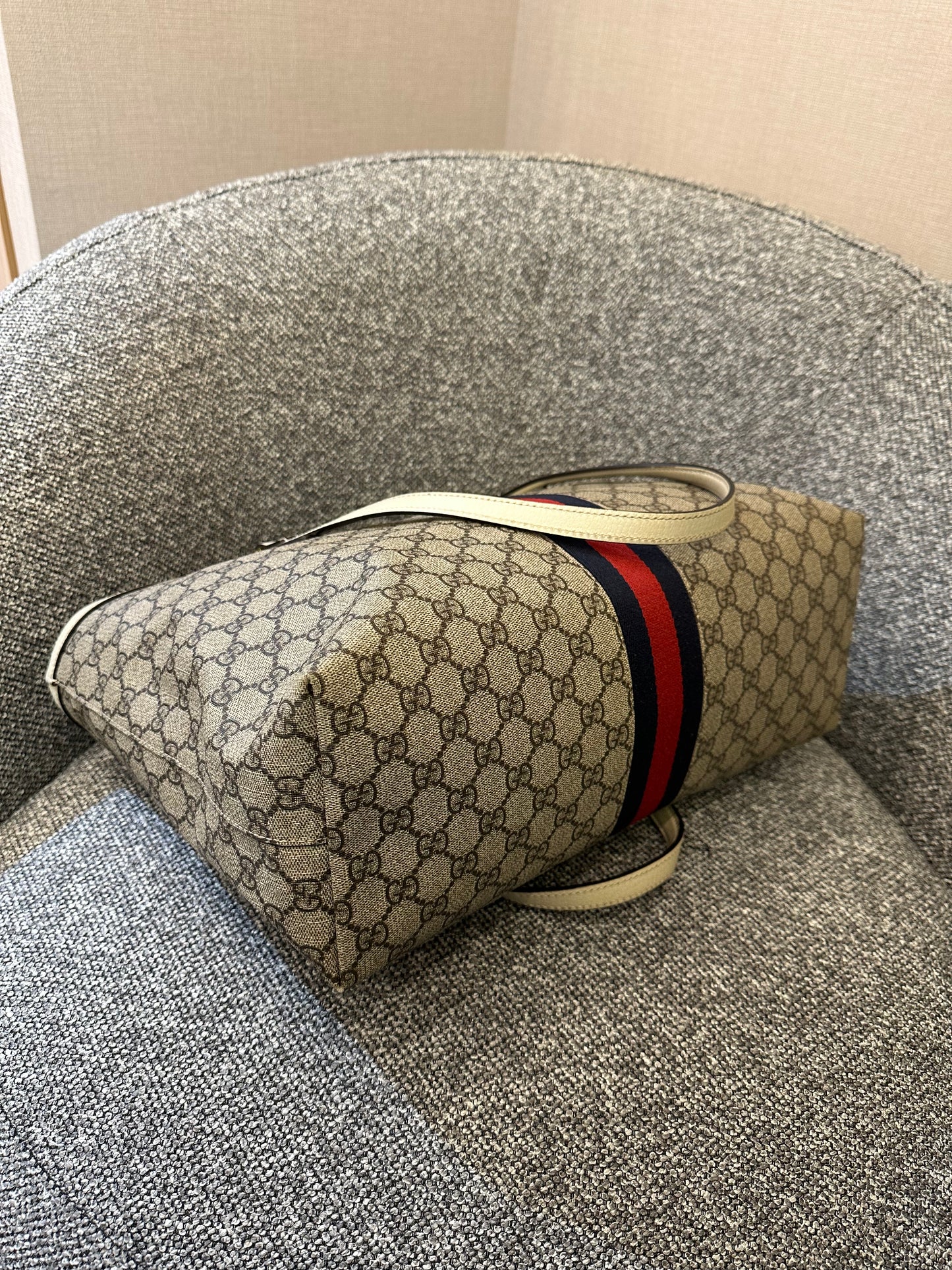 Gucci Ophidia GG Tote Bag in Beige and Ebony GG Supreme Canvas with Ivory Leather Trim