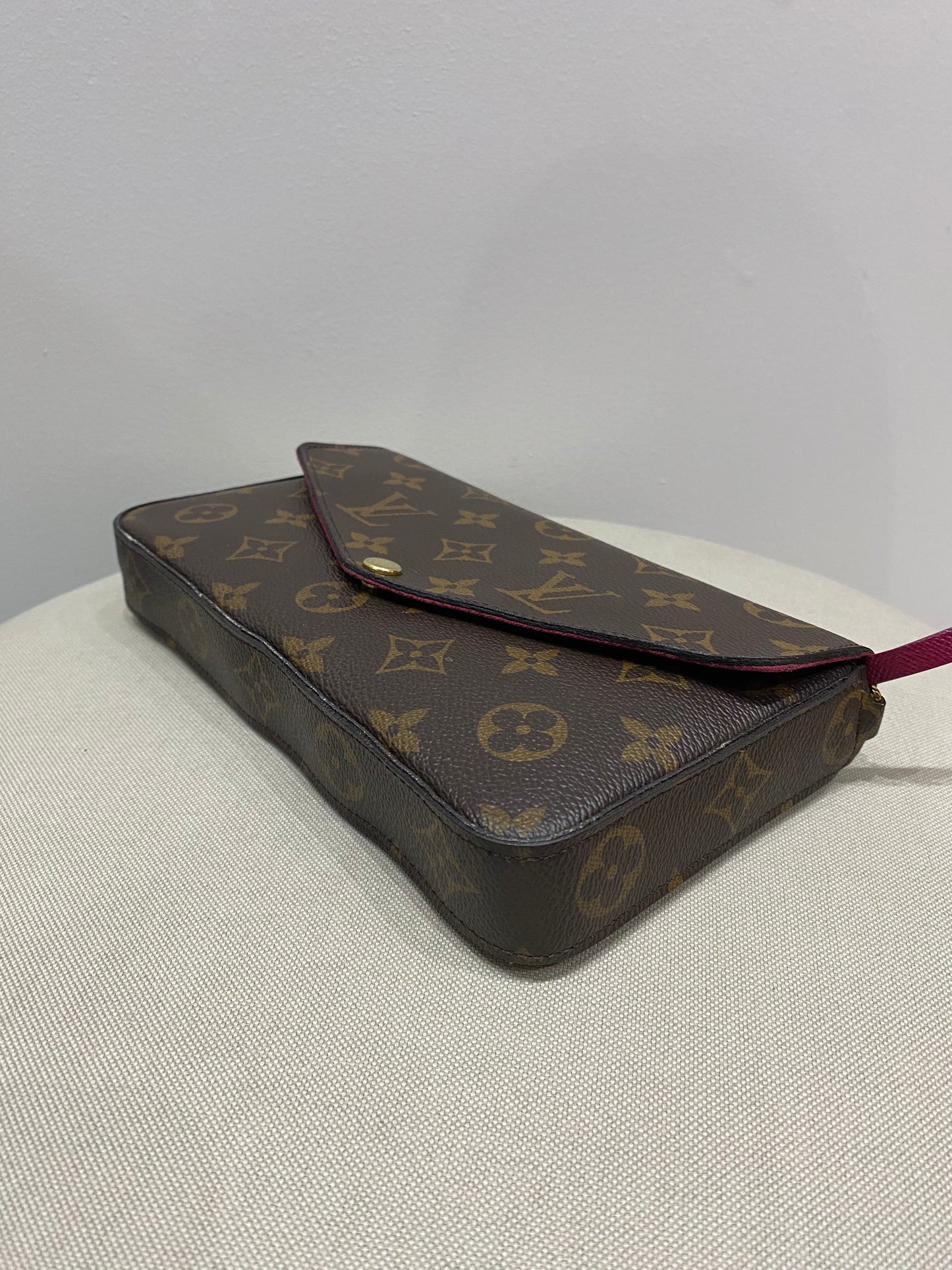 Louis Vuitton Pochette Felicie in Monogram Canvas