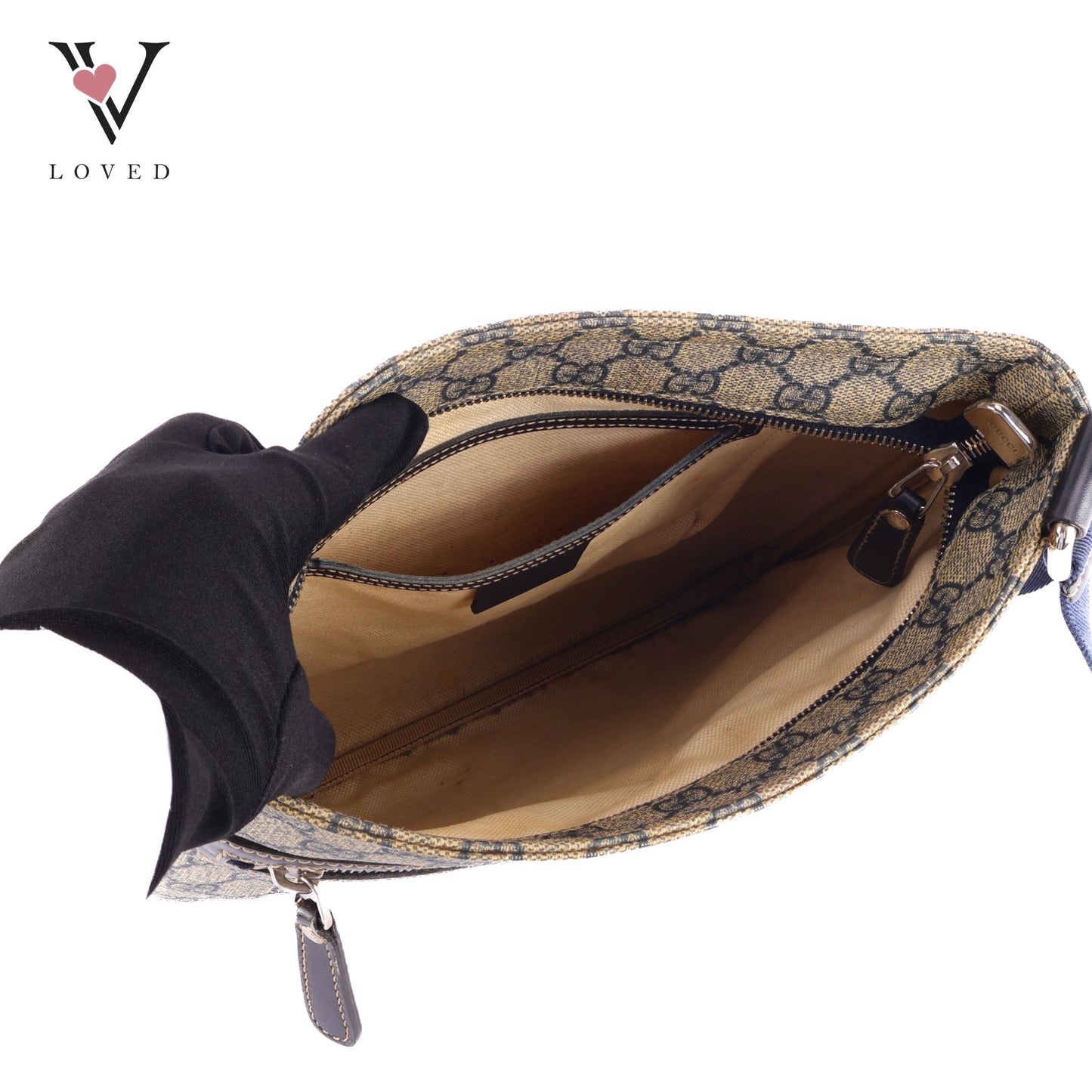 Gucci GG Supreme Canvas Messenger Bag