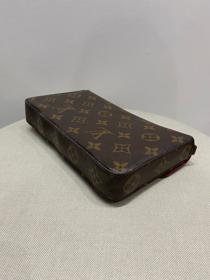 Louis Vuitton Pochette Felicie in Monogram Canvas