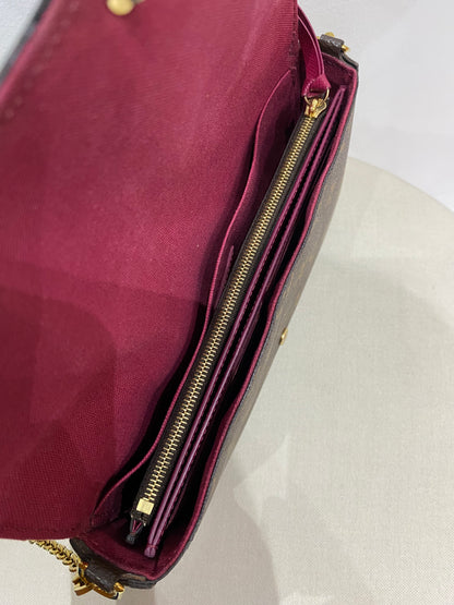 Louis Vuitton Pochette Felicie in Monogram Canvas