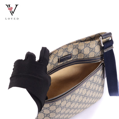 Gucci GG Supreme Canvas Messenger Bag