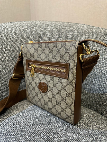 Gucci Interlocking G Messenger Bag in Beige and Ebony