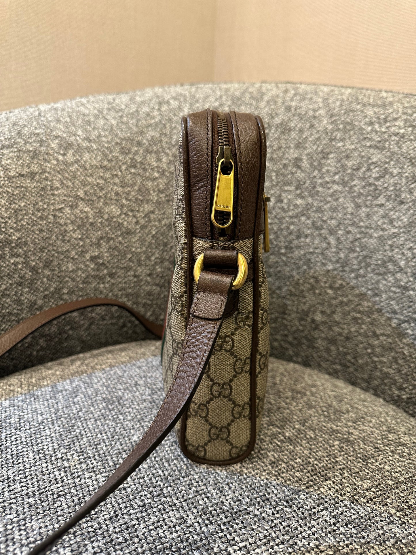 Gucci Ophidia GG Small Messenger Bag in Beige Supreme Canvas with Brown Leather Trim