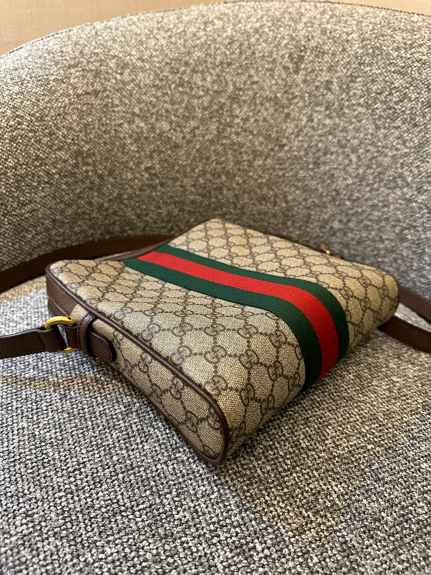 Gucci Ophidia GG Small Messenger Bag in Beige Supreme Canvas with Brown Leather Trim