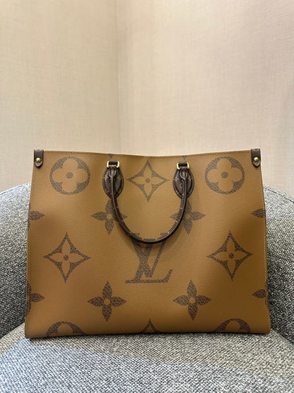 Louis Vuitton OnTheGo GM in Reverse Monogram