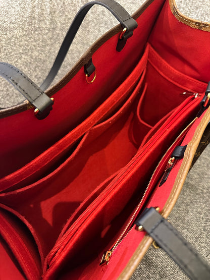 Louis Vuitton OnTheGo GM in Reverse Monogram
