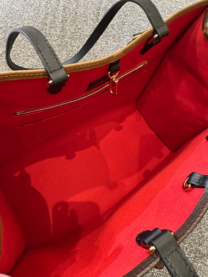 Louis Vuitton OnTheGo GM in Reverse Monogram