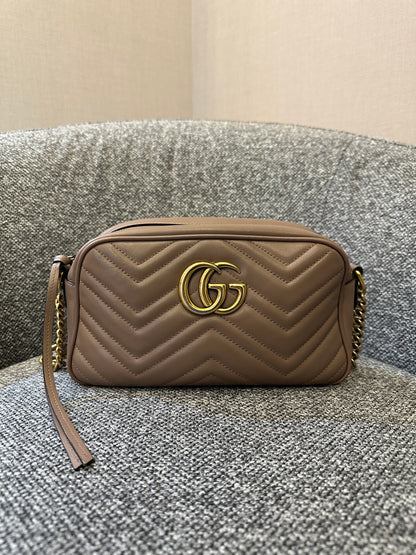 Gucci GG Marmont Small Camera Bag in Dusty Pink Quilted Leather