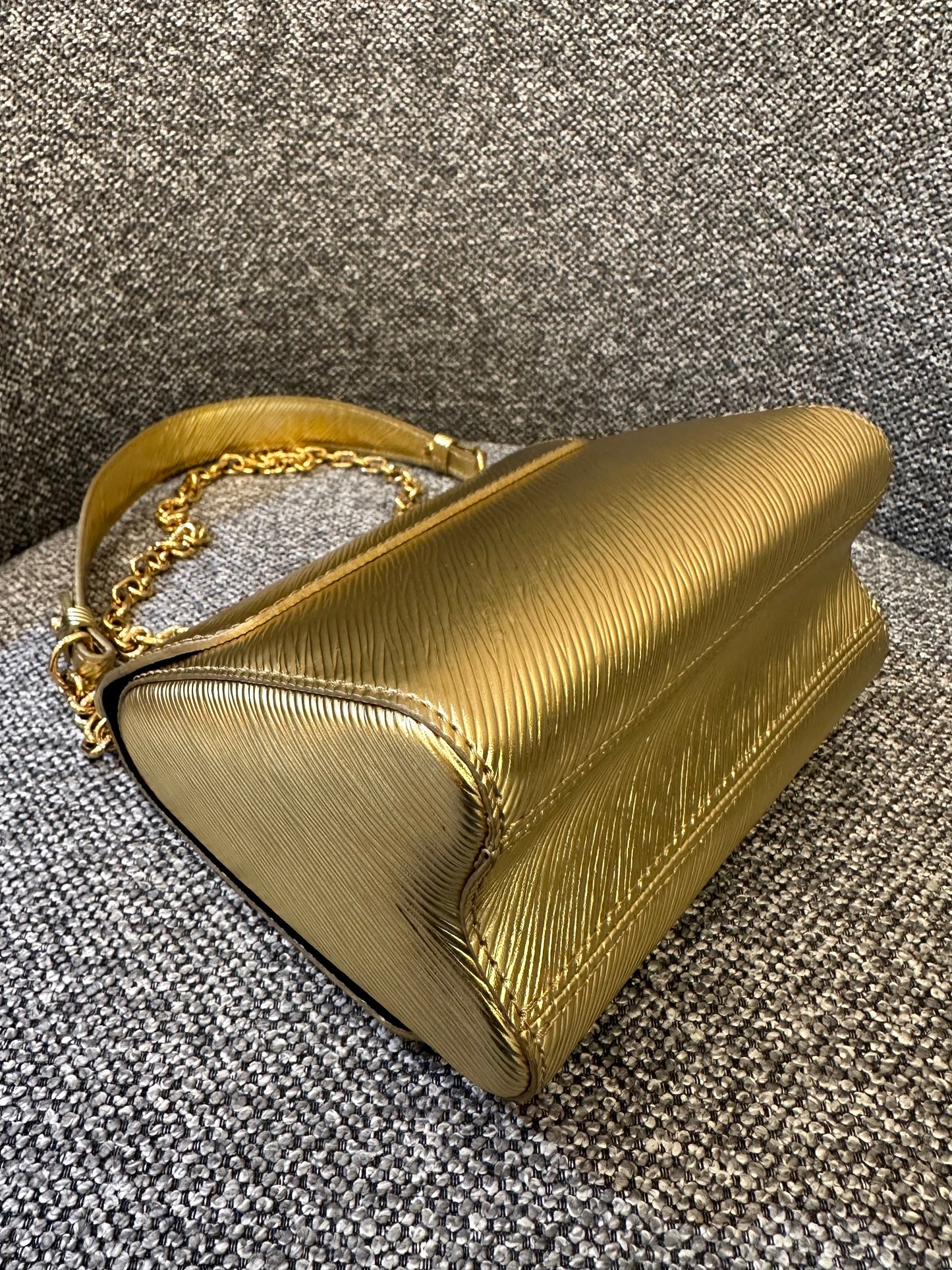 Louis Vuitton Twist PM in Gold Epi Leather