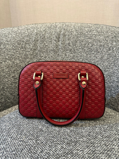 Gucci Microguccissima Top Handle in Red