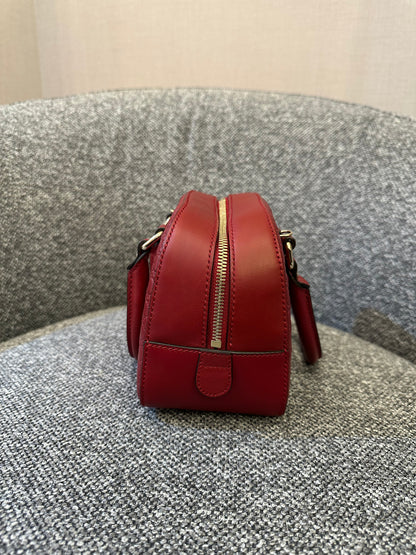 Gucci Microguccissima Top Handle in Red