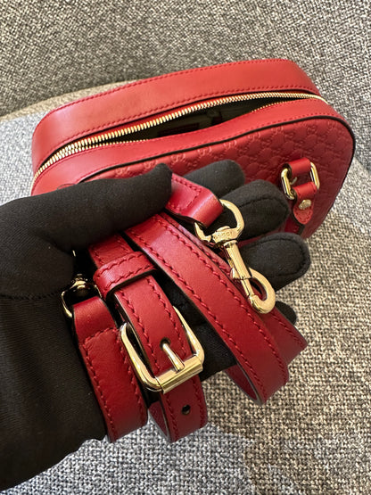 Gucci Microguccissima Top Handle in Red