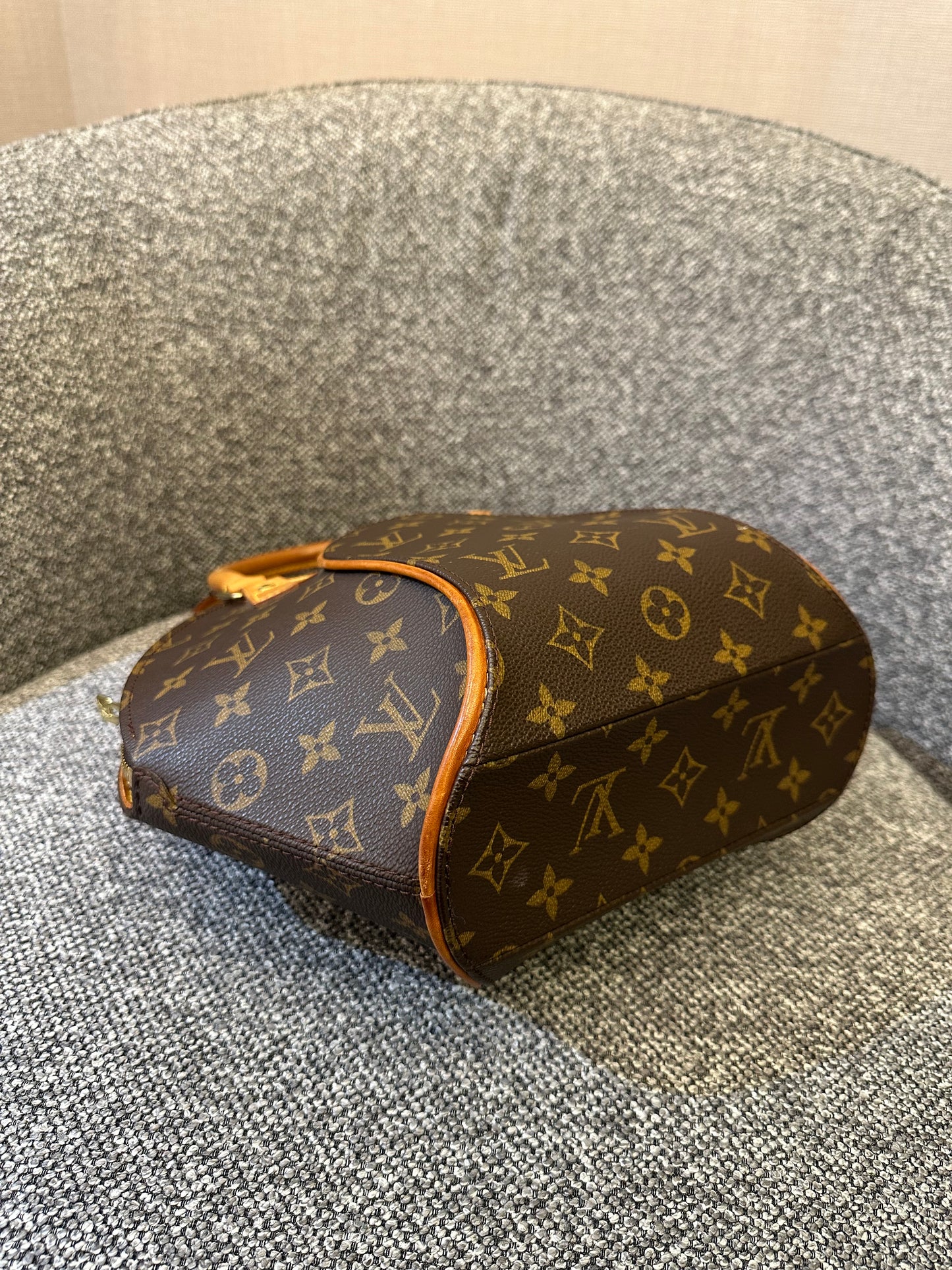 Louis Vuitton Ellipse PM Handbag in Monogram Canvas