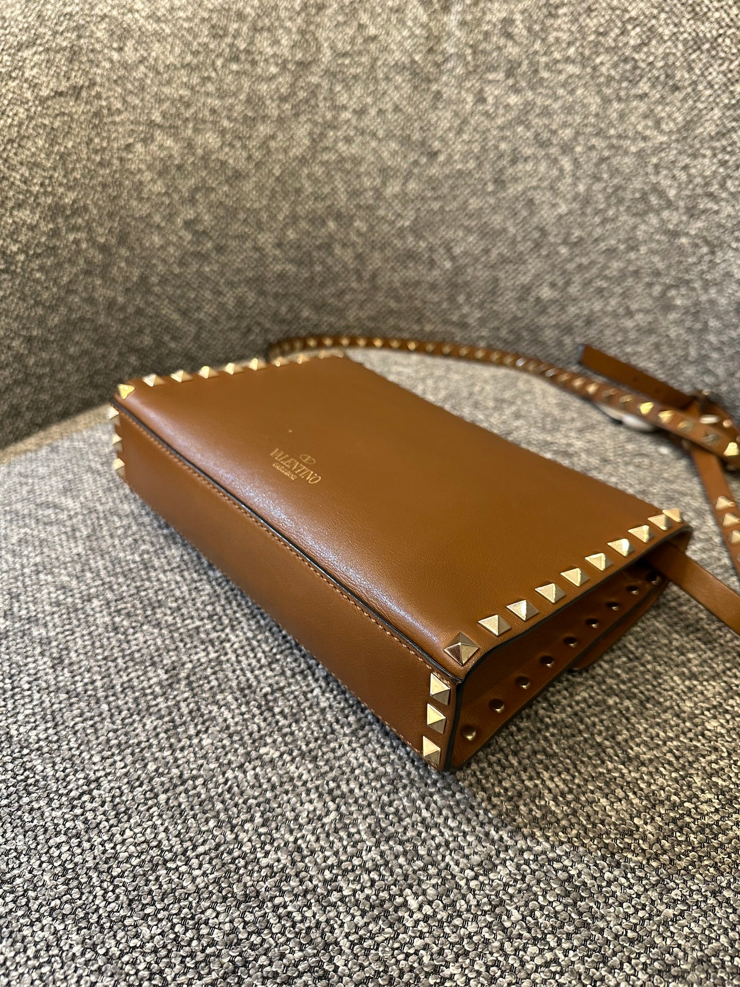 Valentino Garavani Rockstud in Brown Leather